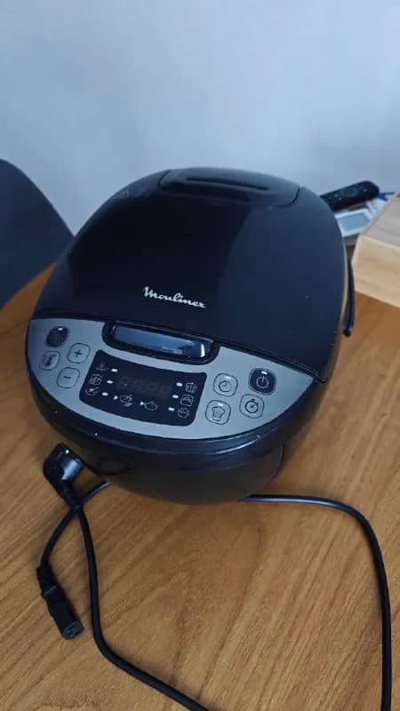 Mulinex r59 150лари. В рабочем состоянии. Умеет вариать, каши, супы и много всякого. Есть режим пова — Тбилиси — 59 150 ₾