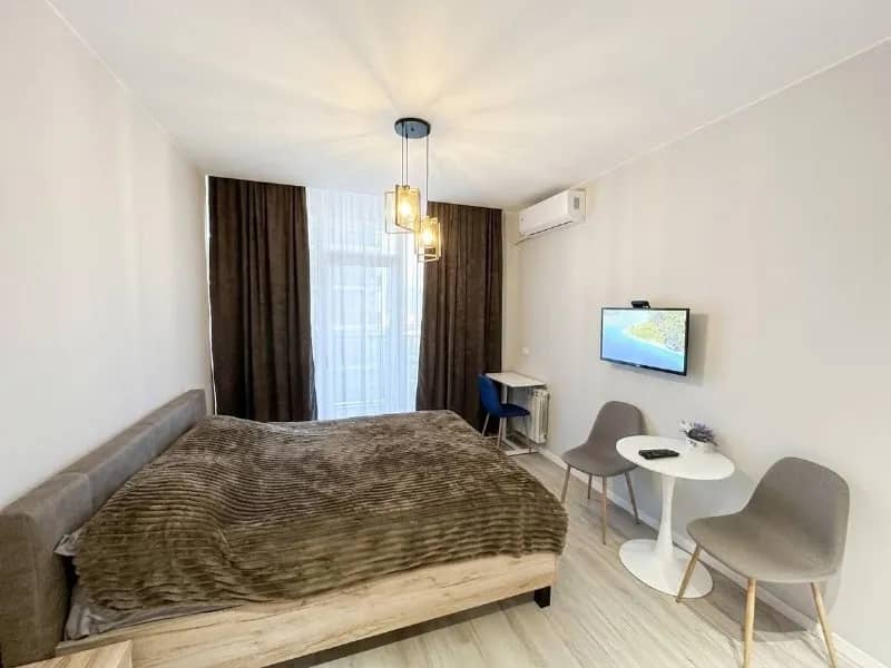 Komunna Tower. — Батуми — 400 $