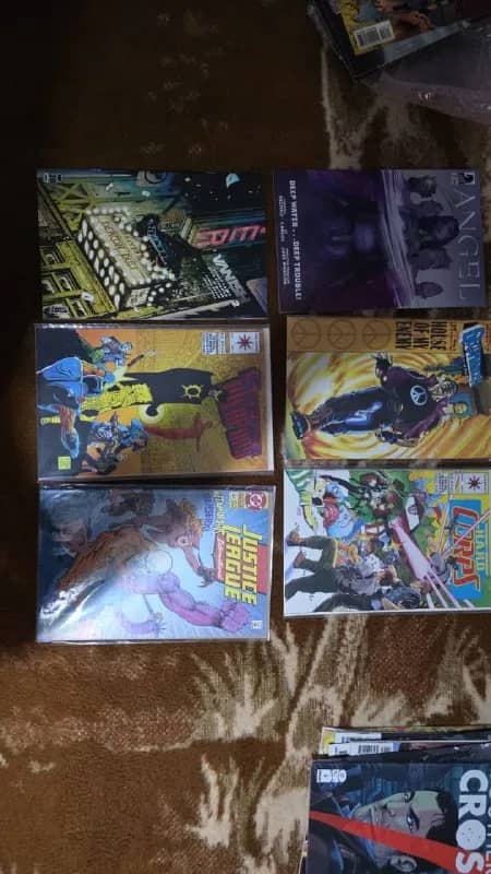 Marvel/DC и ценителей классических и современных комиксов. Есть много разных комиксов. С 1 октября т — Ереван — 3 500 ֏