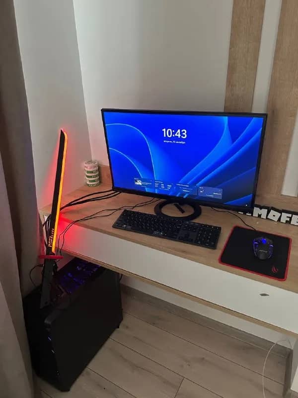 ASUS 27 диагональ со встроенными динамиками. — Батуми — 1 000 ₾