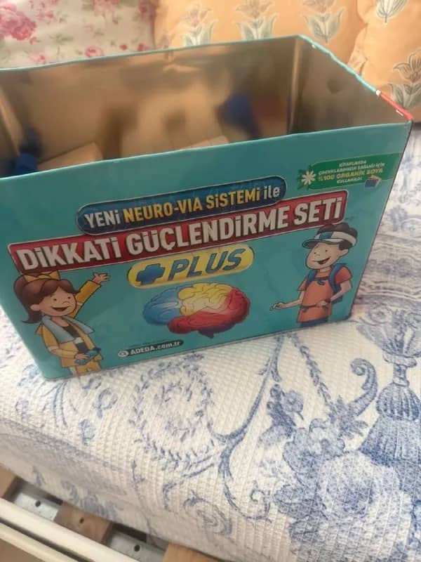 Dikkat güçlendirme seti 3 bin tl kitaplar dahil — Анталия