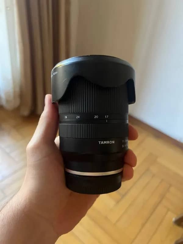 Tamron 17-28 F2.8 Sony E — Тбилиси — 1 500 ₾