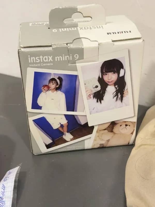 Instax mini 9-100 лари — Батуми — 100 ₾