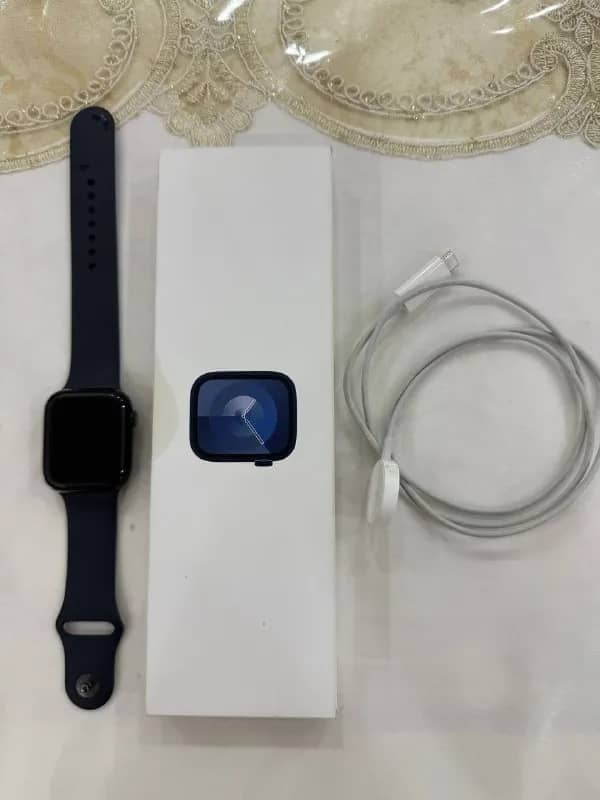 Apple Watch 9 45 mm — Анталия — 10 000 ₺