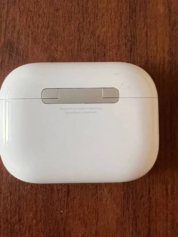 Apple airpods pro 3 идеальный состояние 45000 последний цена — Ереван
