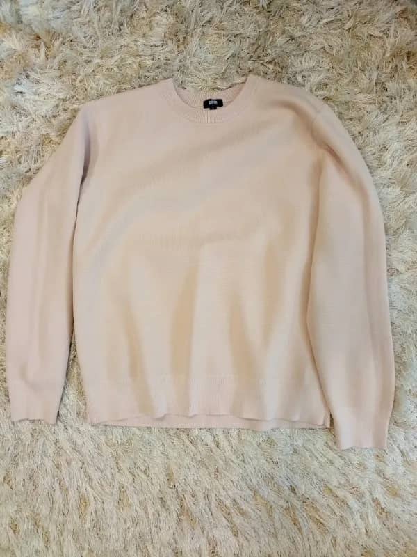 Uniqlo свитшот Washable Milano Ribbed Sweater размер L. Цена 55 GEL. — Батуми — 55 ₾