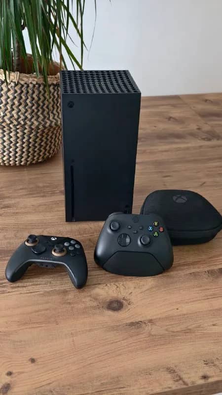 play station 5) — Батуми — 1 400 ₾