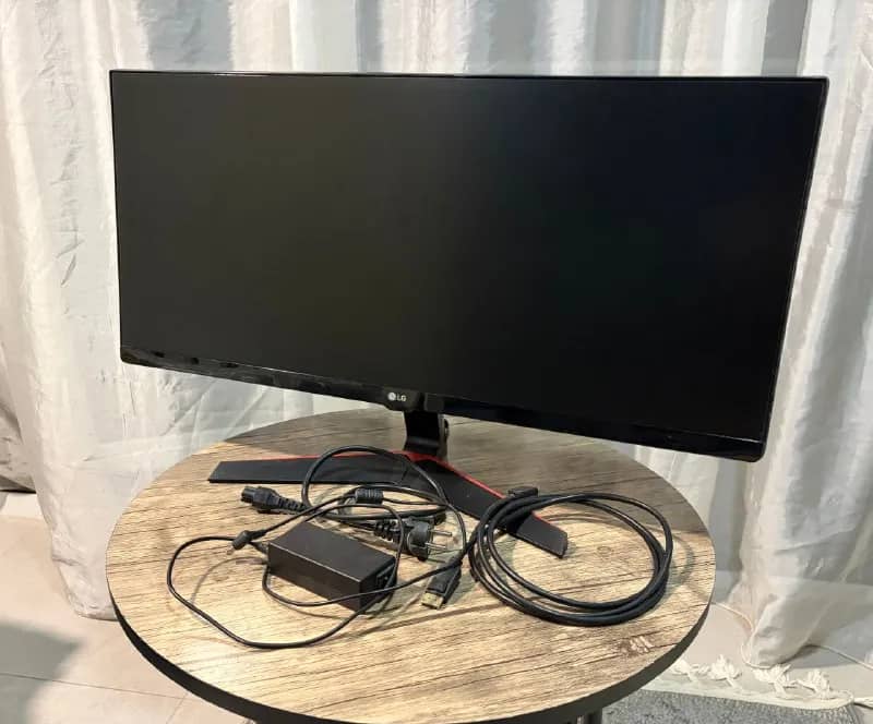 LG 29UM69G-B — 250 лари — Батуми — 250 ₾