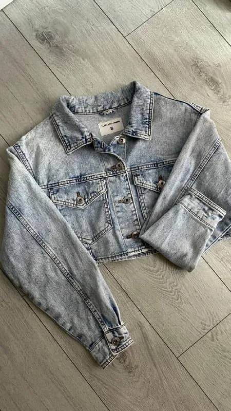 Укороченная джинсовая куртка 💙 — Батуми — 20 ₾