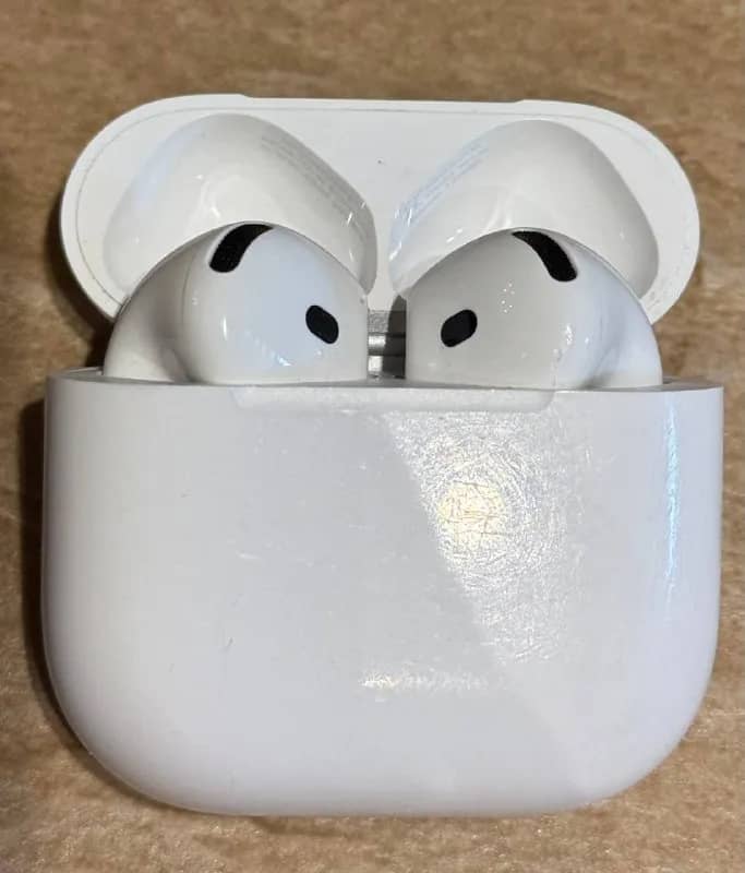 AirPods 4 ANC — Батуми — 250 ₾