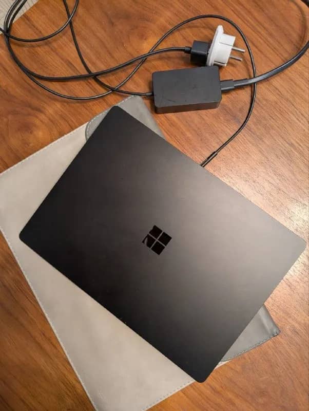Microsoft Laptop 3 — Тбилиси — 1 100 ₾