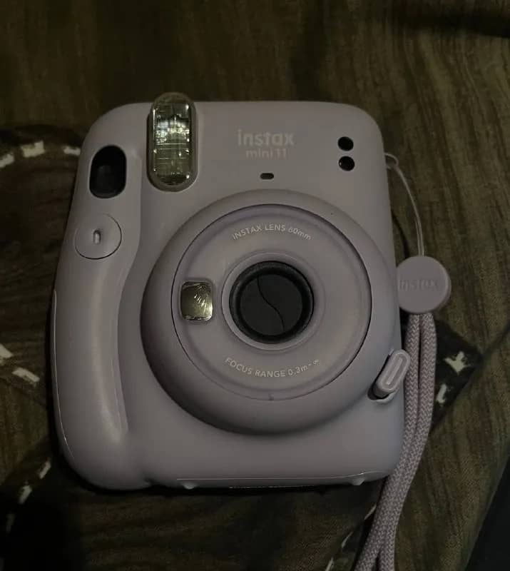 Instax mini 11 — 150₾ — Тбилиси — 150 ₾