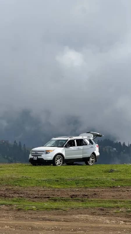 Ford Explorer Xlt 2014 — Батуми — 8 500 $