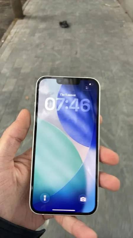 Iphone 14- батарея: 86% — Батуми — 870 ₾