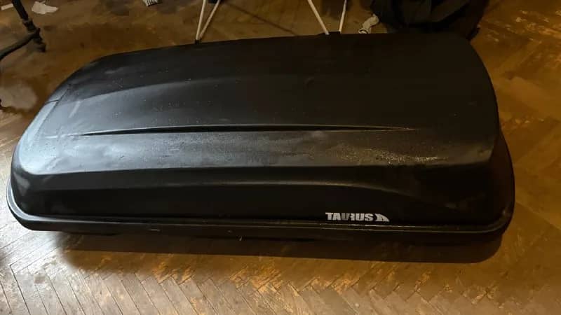 Taurus 600. почти самый большой на рынке — 600 литров. Карбон, два ключа. открывается в две стороны. — Тбилиси — 1 000 ₾