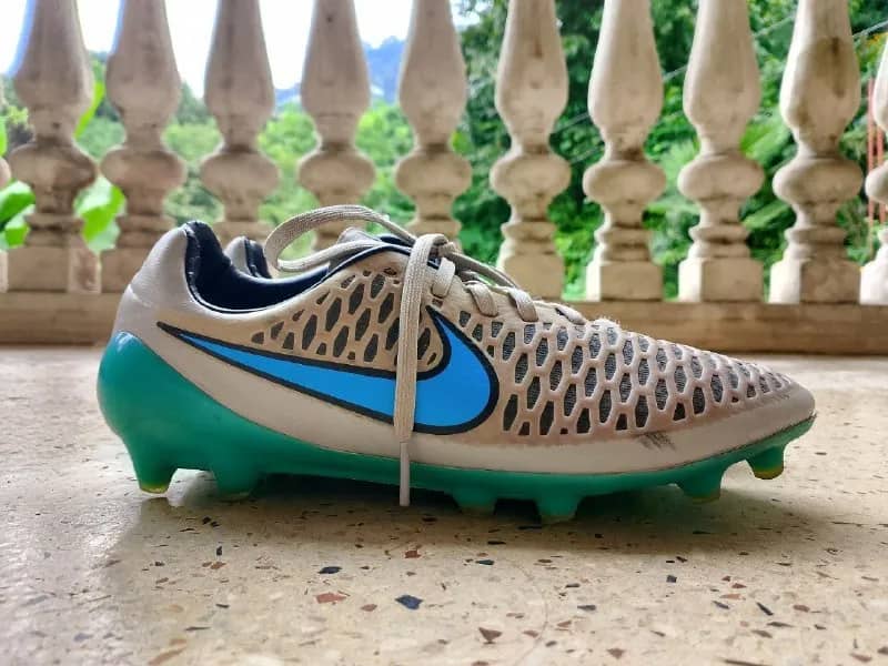 Nike Magista серо-голубого цвета — Батуми — 30 ₾