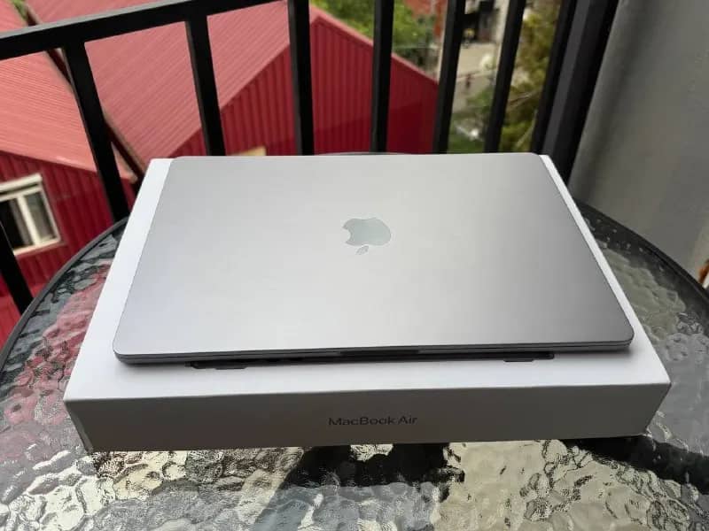 MacBook Air 15» M2 2023 — Тбилиси — 2 600 ₾