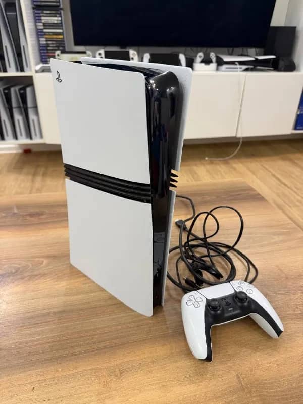 PlayStation 5 Pro 2 ТБ состояние как новая можно проверить у меня 2300 лари — Батуми — 2 300 ₾