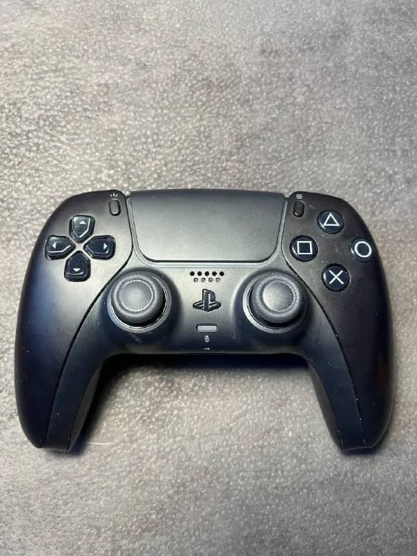 Sony DualSense (PS5) — Тбилиси — 150 ₾