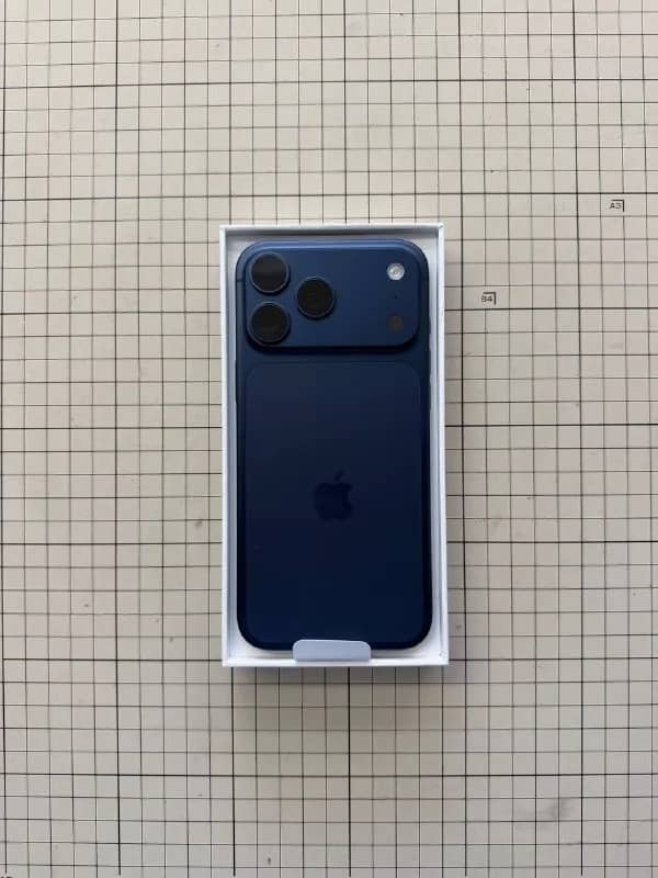 iPhone 17 Pro Max USA — Тбилиси — 3 200 ₾