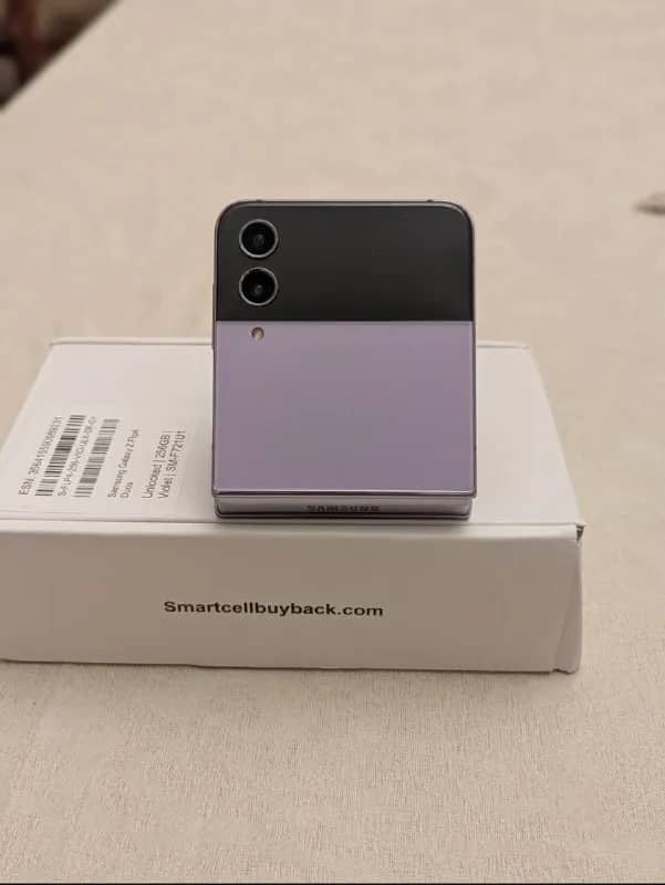 samsung z flip 4 цене 750 лари в идеальном состоянии в комплекте кабель — Тбилиси — 750 ₾