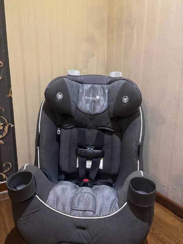 Safety 1st с подстаканниками 🚘✨ — Тбилиси — 120 ₾