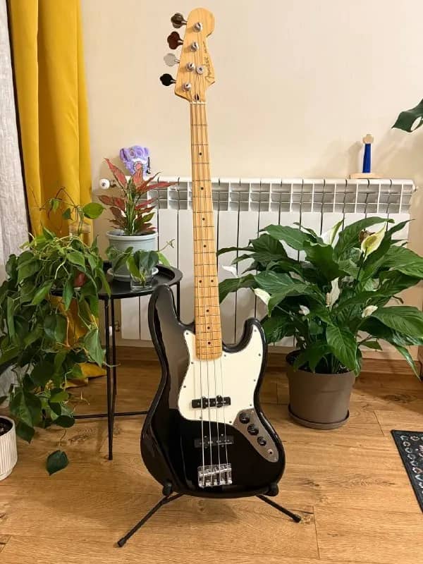 Fender Player Jazz Bass — Black / Maple — Тбилиси — 700 $