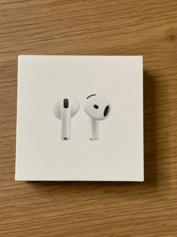 AirPods 4 новые, запечатанные, 300 лари — Тбилиси — 300 ₾
