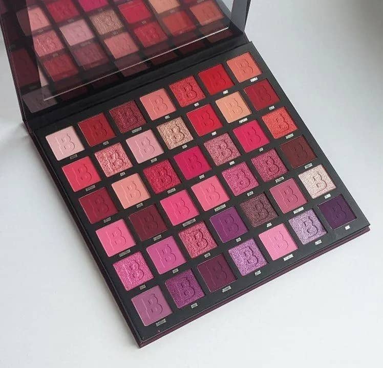 1️⃣ Палетка теней By BEAUTY BAY Berries 42 оттенка (новые, вскрытая упаковка) 80 лари. — Тбилиси — 150 ₾