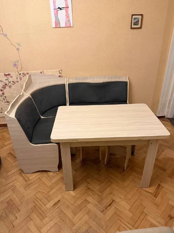 2 табуретки — Тбилиси — 600 ₾