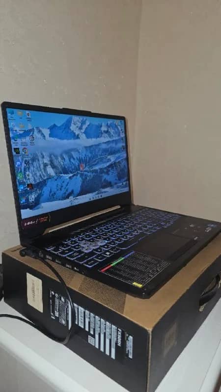 700$ — Тбилиси — 700 $