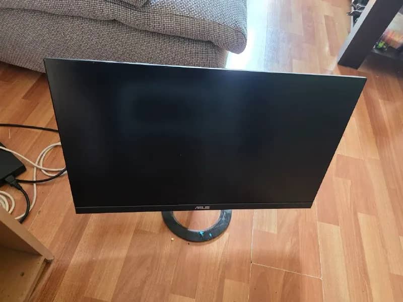 ASUS VZ279HE 27» IPS Full HD — 200 ₾ — Тбилиси — 200 ₾