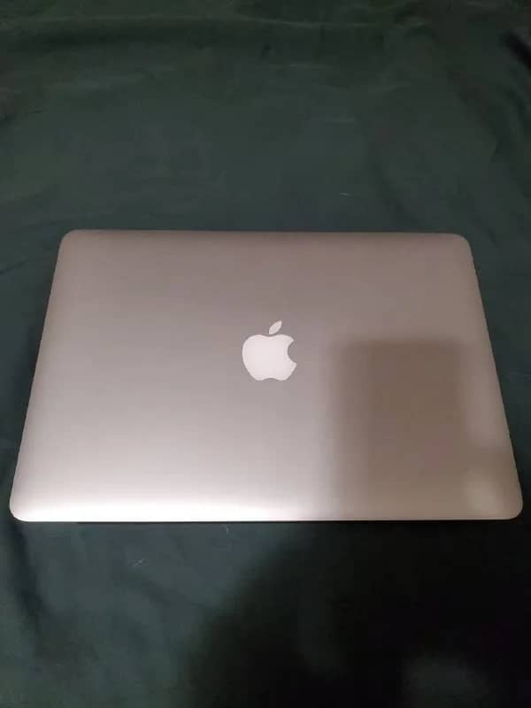 Macbook Pro 2013 на запчасти. — Тбилиси — 100 ₾