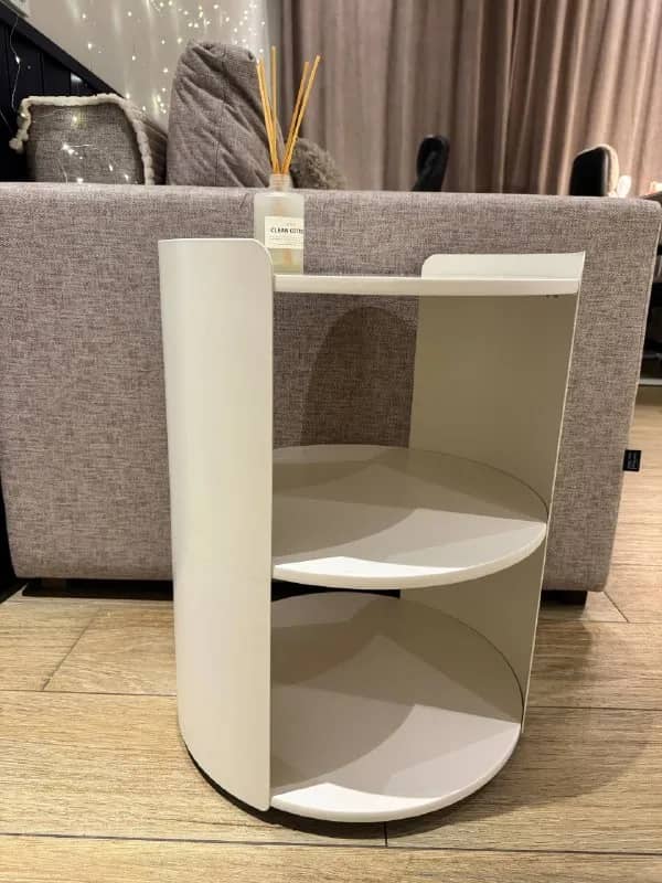 2 тумбочки, аккуратные и компактные — Батуми — 50 ₾