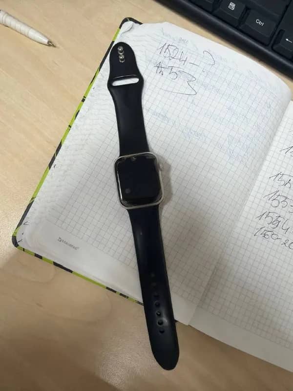 iPhone Продам 250 рублей — Минск — 250 Br