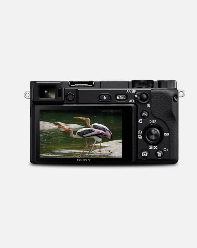 Sony a6400 за 300 000 драм и объектив Sony FE 24-70mm f/2.8 GM за 700 000 драм. Почти новый, использ — Ереван — 300 000 ֏