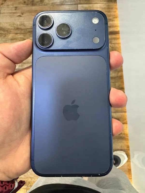 iphone 17 Pro Max 256gb Esim Deep Blue — Ереван — 400 000 ֏