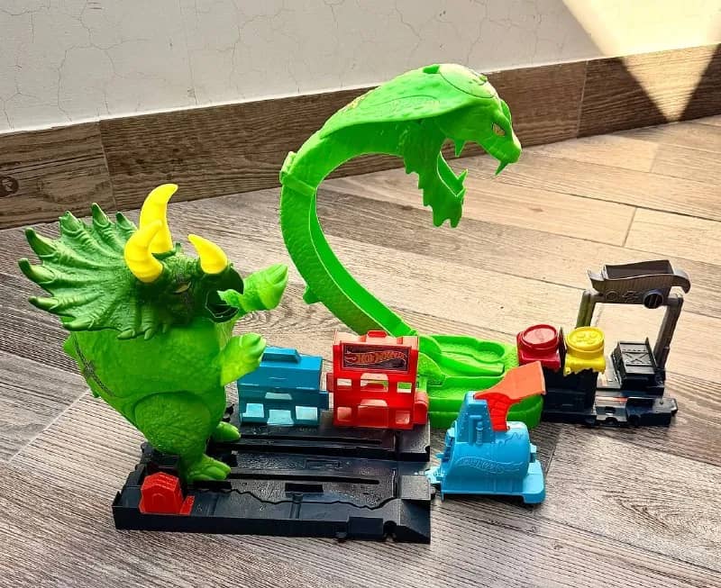 Продаю коллекционные оригинальные игрушки Hot Wheels — Ереван — 97 ֏