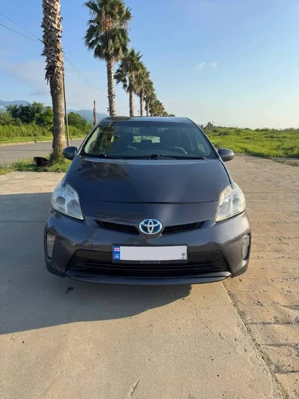 Toyota Prius — Тбилиси — 6 000 $