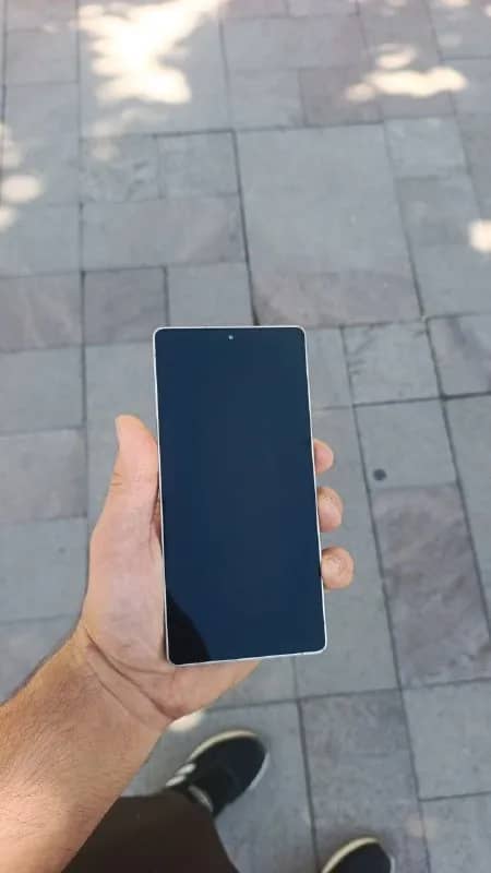 Samsung 25 ultra — Стамбул — 650 $