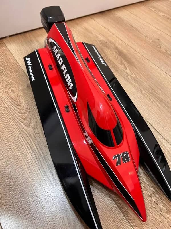 Joysway Mad Flow JW Engine 78 / 8.5L — радиоуправляемая скоростная лодка — Тбилиси — 200 ₾