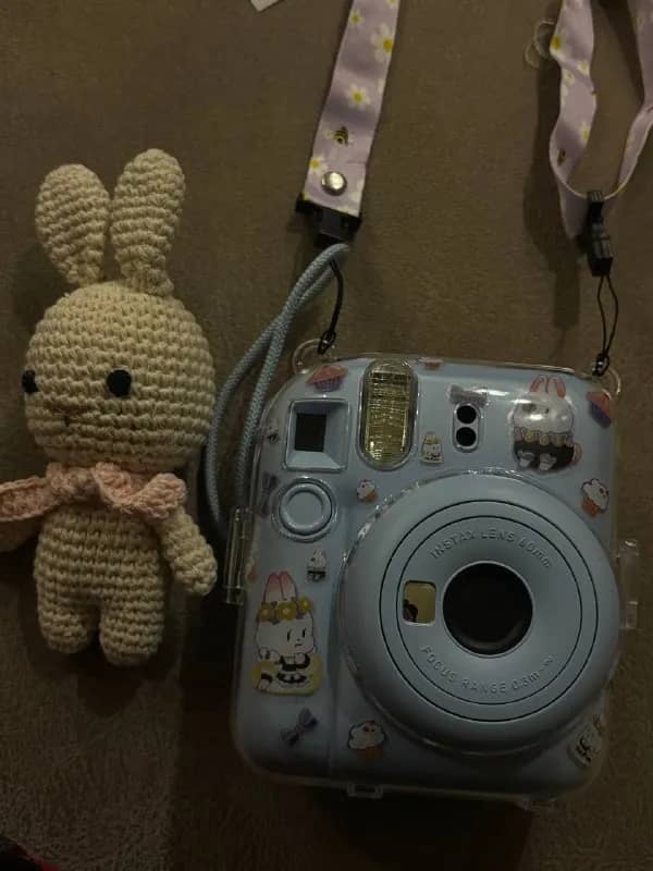 продам Instax mini 12 — Батуми — 150 ₾