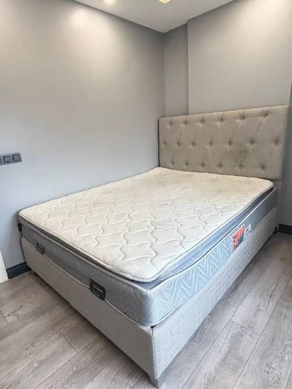 ДВУСПАЛЬНАЯ КРОВАТЬ С ПОДЪЁМНЫМ МЕХАНИЗМОМ И МАТРАСОМ 🛏️ — Анталия — 5 000 ₺