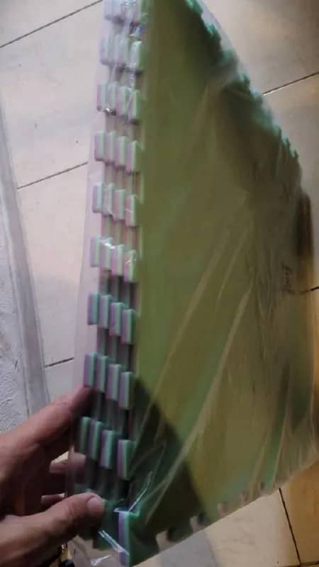 Продам новый мягкий пол / коврик-пазл ISOLON — Батуми — 20 ₾