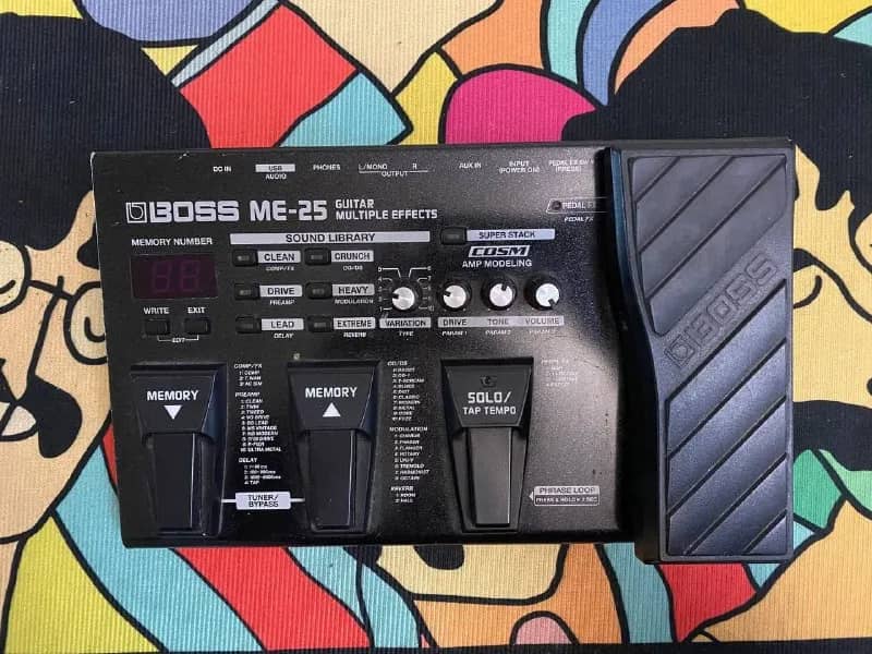 Гитарный процессор Boss ME 25 — Батуми — 300 ₾