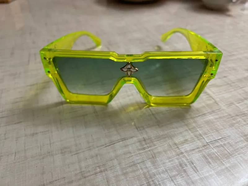 Солнцезащитные очки от Louis Vuitton, Gucci, Versace — Ереван — 15 000 ₽