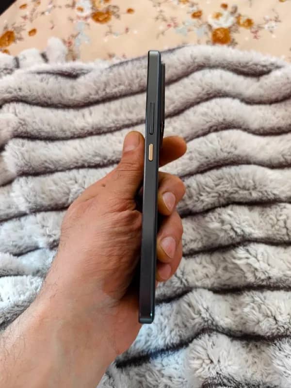 Realme GT 7T 12/256 в идеале — Тбилиси — 900 ₾