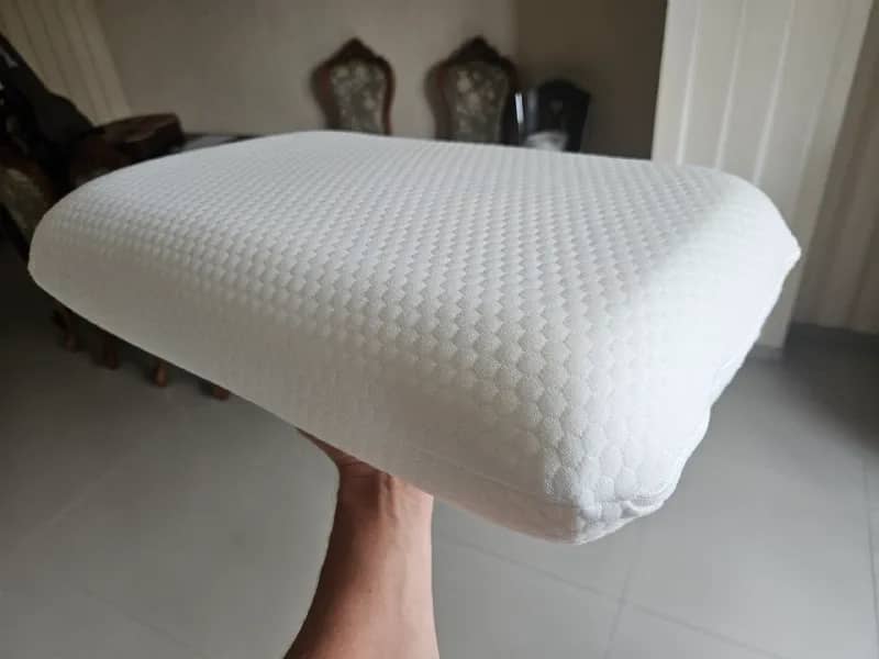 Подушка ортопедическая из memory foam — Тбилиси — 18 ₾