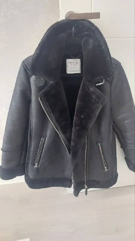 Дублёнка Stradivarius размер M — Тбилиси — 150 ₾