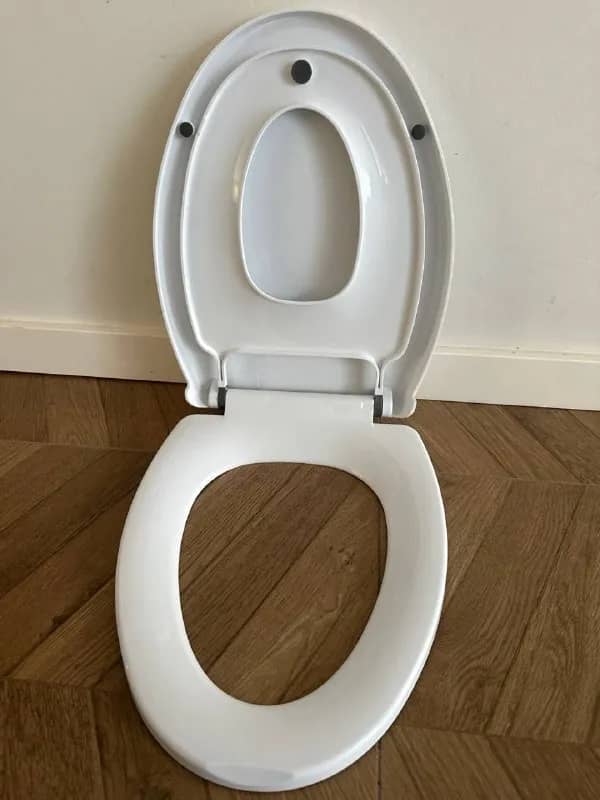 Абсолютно новый товар — Батуми — 10 ₾